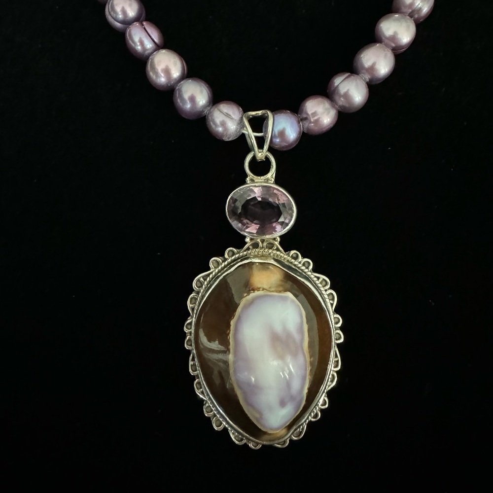 NWOT Purple Freshwater Pearl, Amethyst & Shell Necklace - Picture 1 of 8